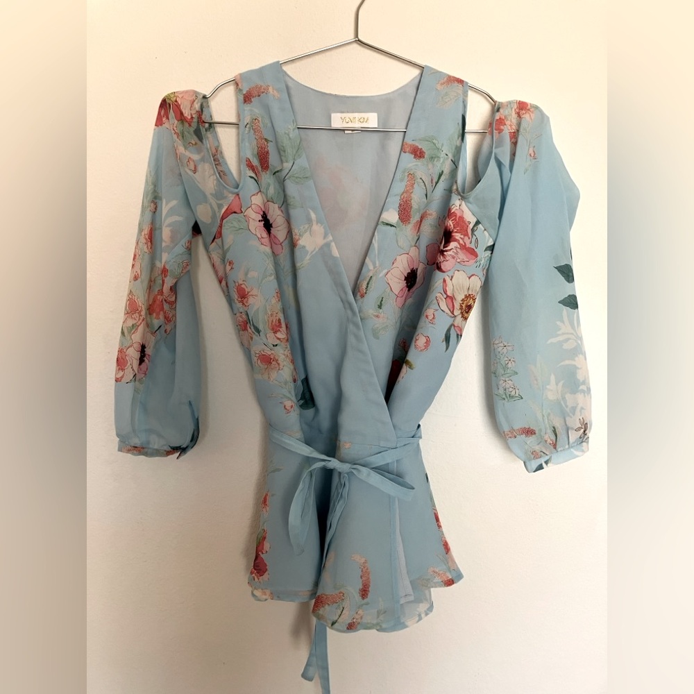 Yumi Kim off Shoulder Floral Wrap Top Light Blue